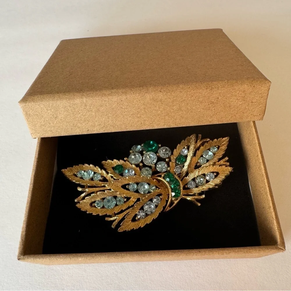 Lisner Rhinestones goldtone leaf design Pin Brooch